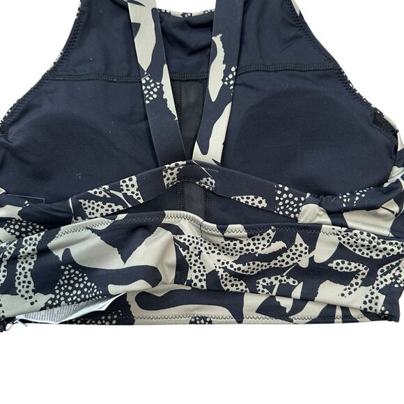 prAna Black Gray Green Floral Swim Top Marine Street Seaside XS NWR Beach - Picture 6 of 7